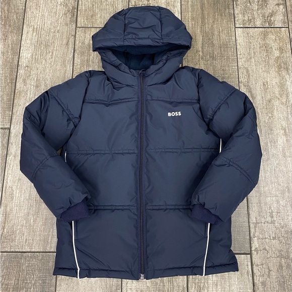 100% Authentic Hugo Boss Kids Puffer Hooded Jacket - NWT 
New with tag - Picture 1 of 6